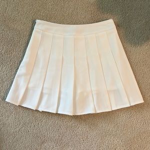 Cute white tennis skirt